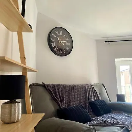Apartment Confortable *
