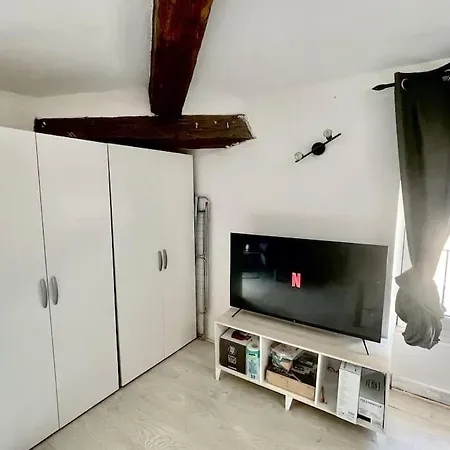 Apartment Confortable *