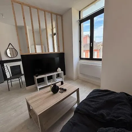 Apartment Confortable *